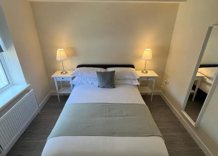 Wellington Apartments - Apartment 4